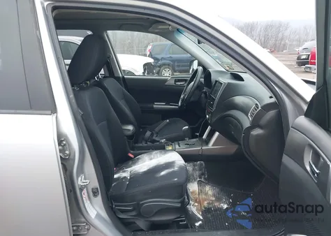 2012 Subaru Forester 2.5X Premium из США, поврежденный, VIN JF2SHADC6CH459245